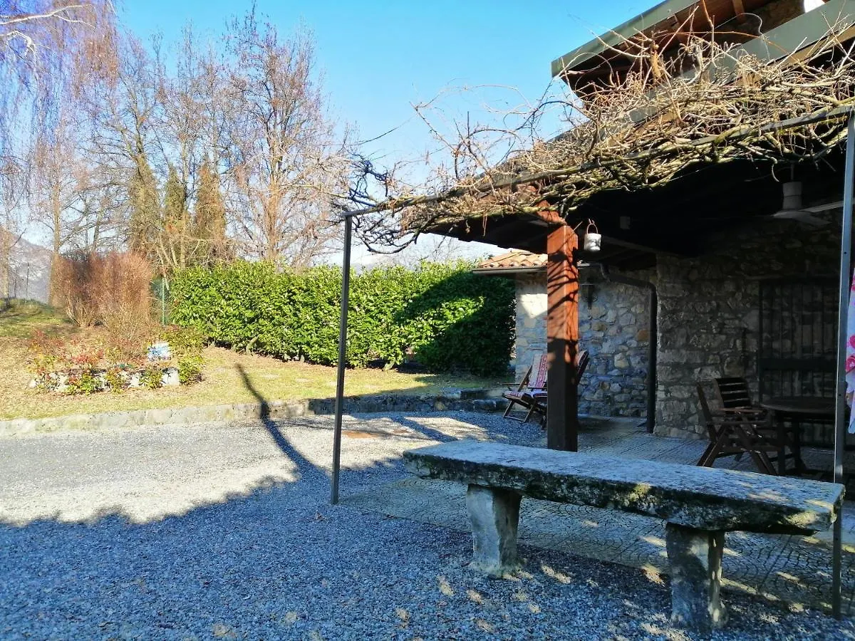 Iseolakerental - Chalet Di Elena Solto Collina Ιταλία